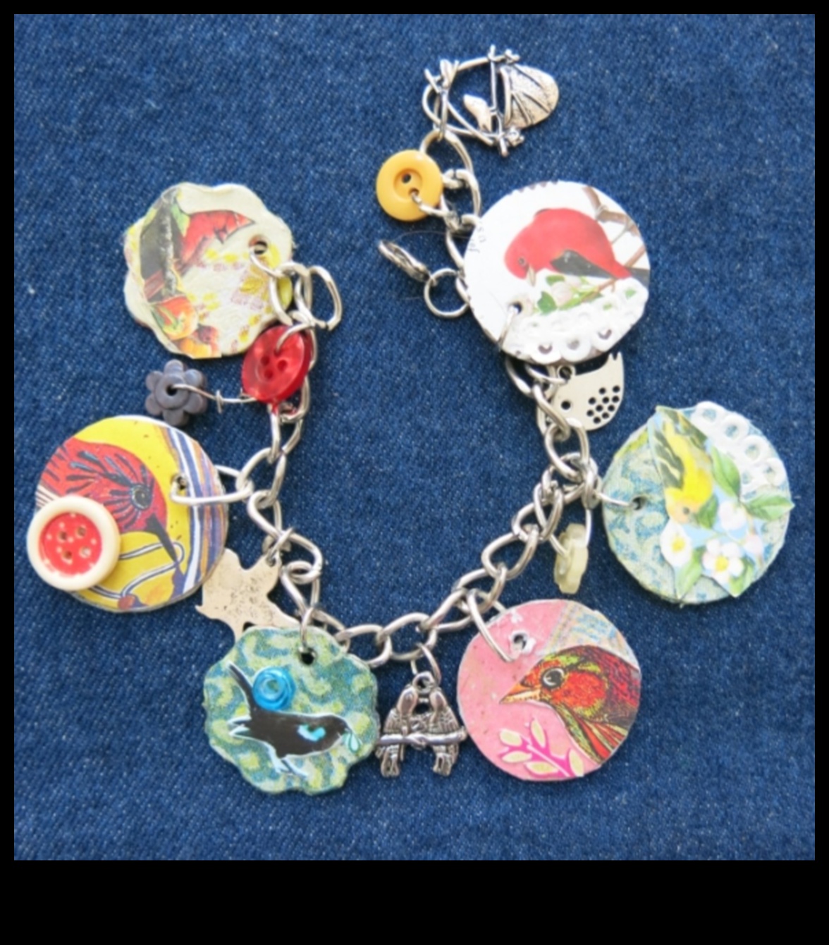 Γούρια κοσμημάτων DIY Δημιουργήστε τα δικά σας μοναδικά σχέδια 3 DIY αξεσουάρ με γοητεία: Δημιουργία εξατομικευμένων θησαυρών