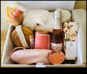 Pampered Queen: Luxurious Gift Selection για την Ημέρα της Μητέρας